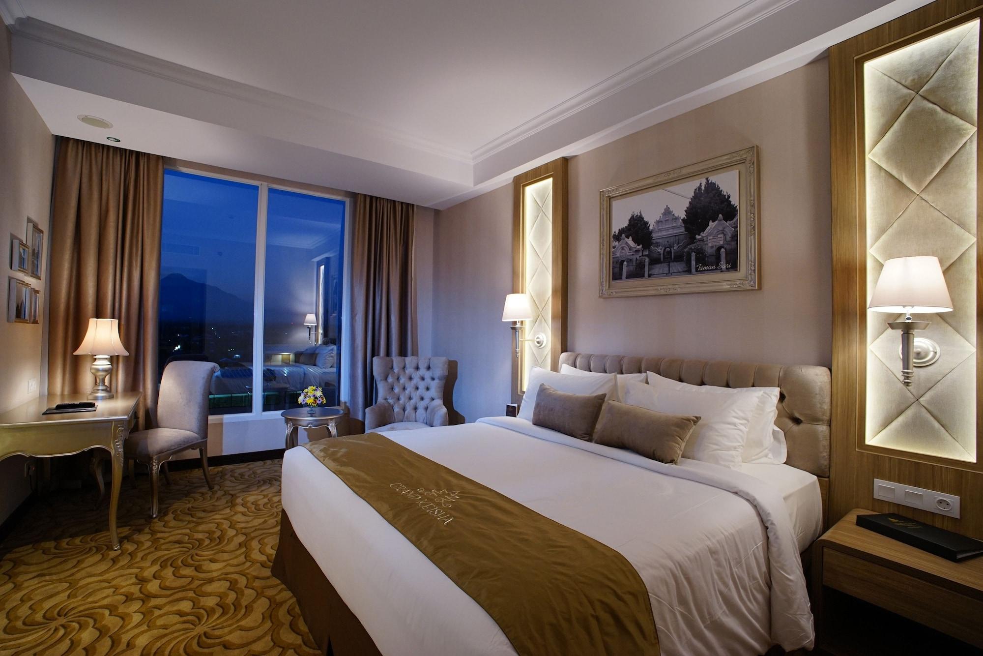 Grand Keisha Yogyakarta Hotel Kejayan Exterior foto